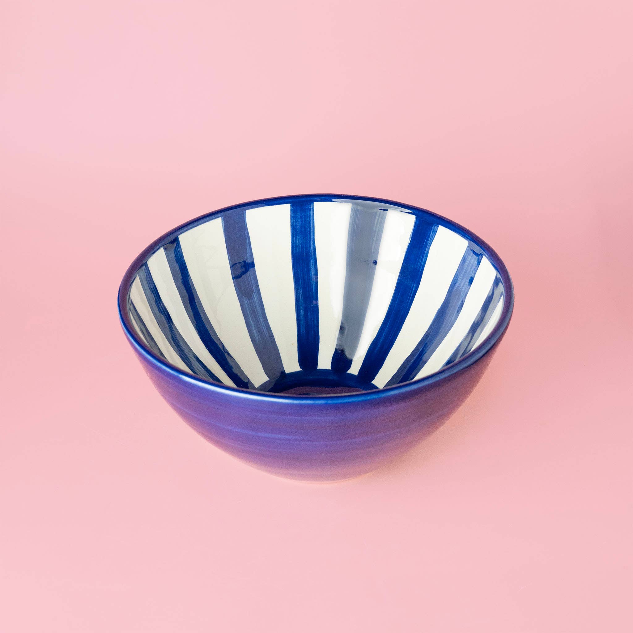 Alfar Tierra Cocida – wholesale Serving bowl – Artisanal Ceramic Serving Bowl – Blue & White / Costa Azul1
