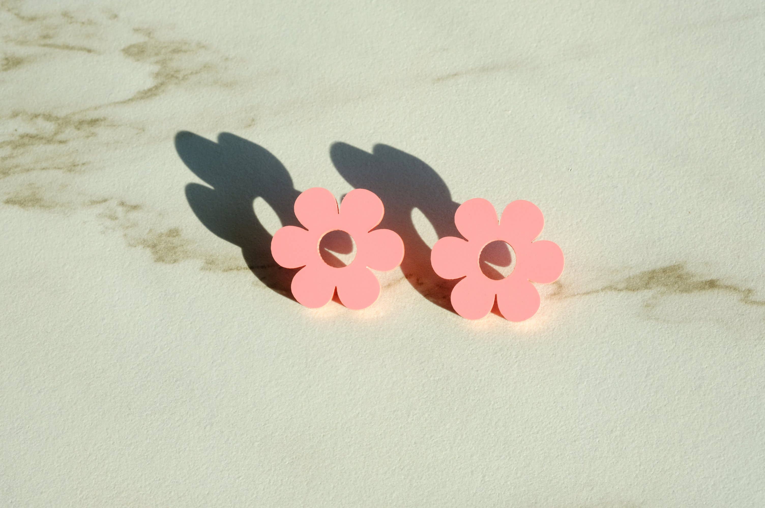 Sleepy Mountain - Wholesale Stud/Post Earrings - Daisy Earrings - Pastel Raspberry Acrylic Statement Studs1