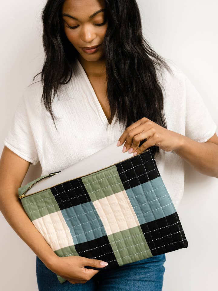 Checkered Laptop Sleeve for wholesale by Anchal