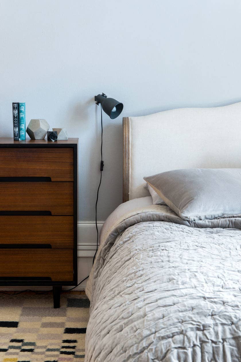 Niki Jones – wholesale Lumbar pillow – Velvet Linen Square Cushion Cover5