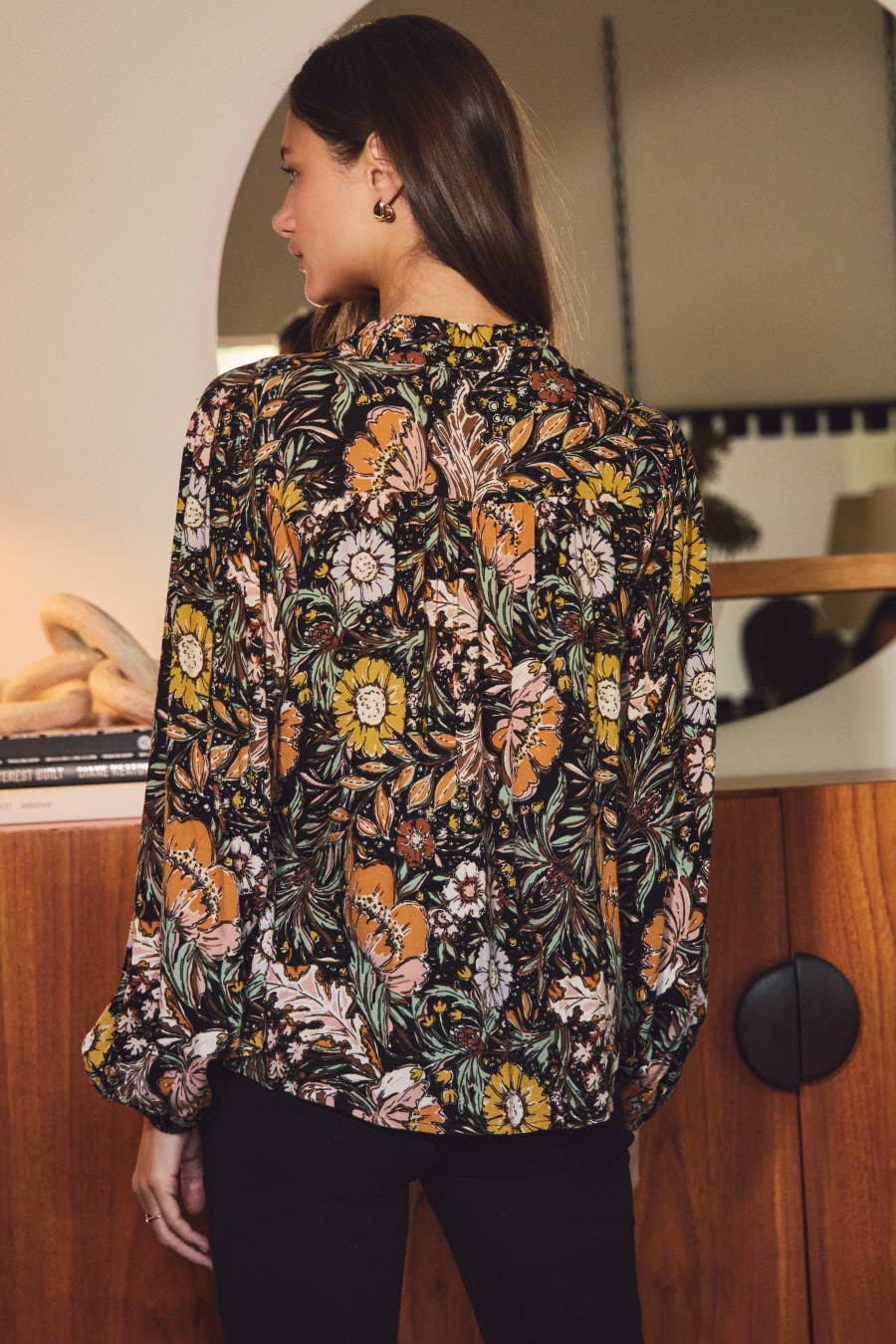 Noir Multi Blouse à imprimé floral en vente sur Faire4