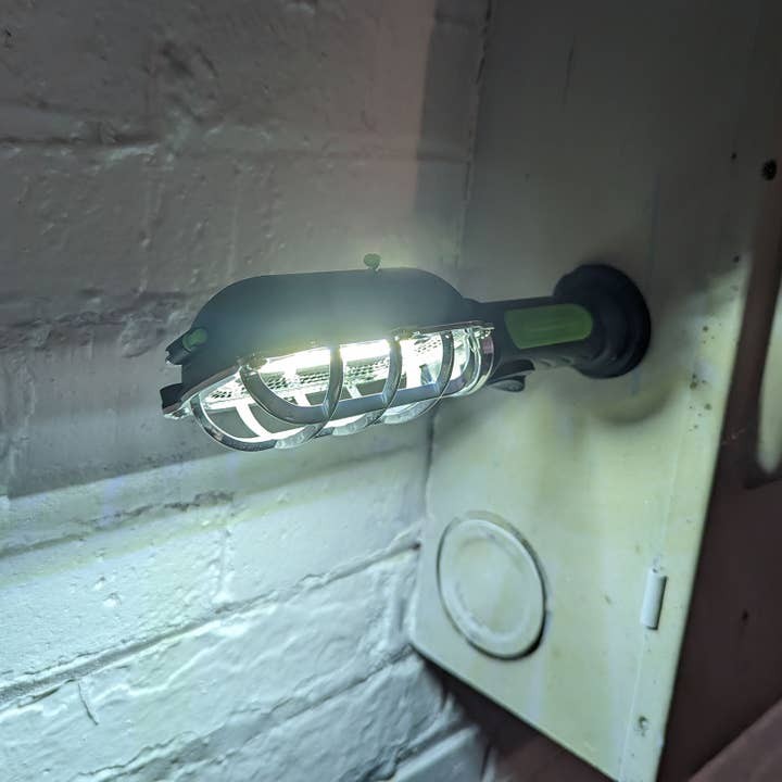 LitezAll - Wholesale Handheld Flashlight - LitezAll LED Classic Style Hand Light with Hook and Magnet2