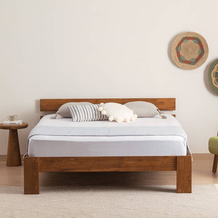 Berlin modell träsäng enkel furu - brun för wholesale av Deholzwart GmbH