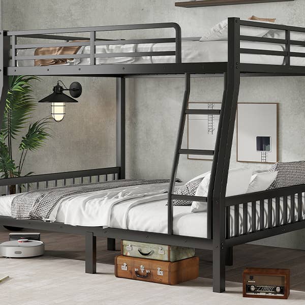 39F Inc. - Wholesale Bed - Full XL Over Queen Metal Bunk Bed with Ladder, Black4