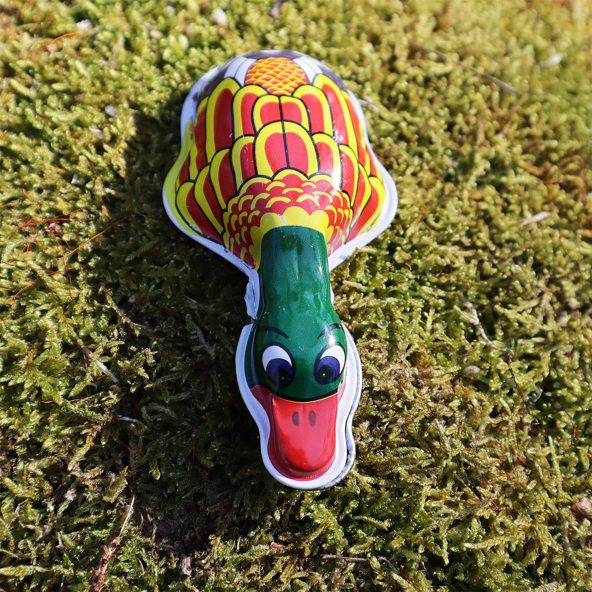 Tribal Trade GmbH - Wholesale Decorative Figurine - Tin toy snap duck green red clicker tin animal11