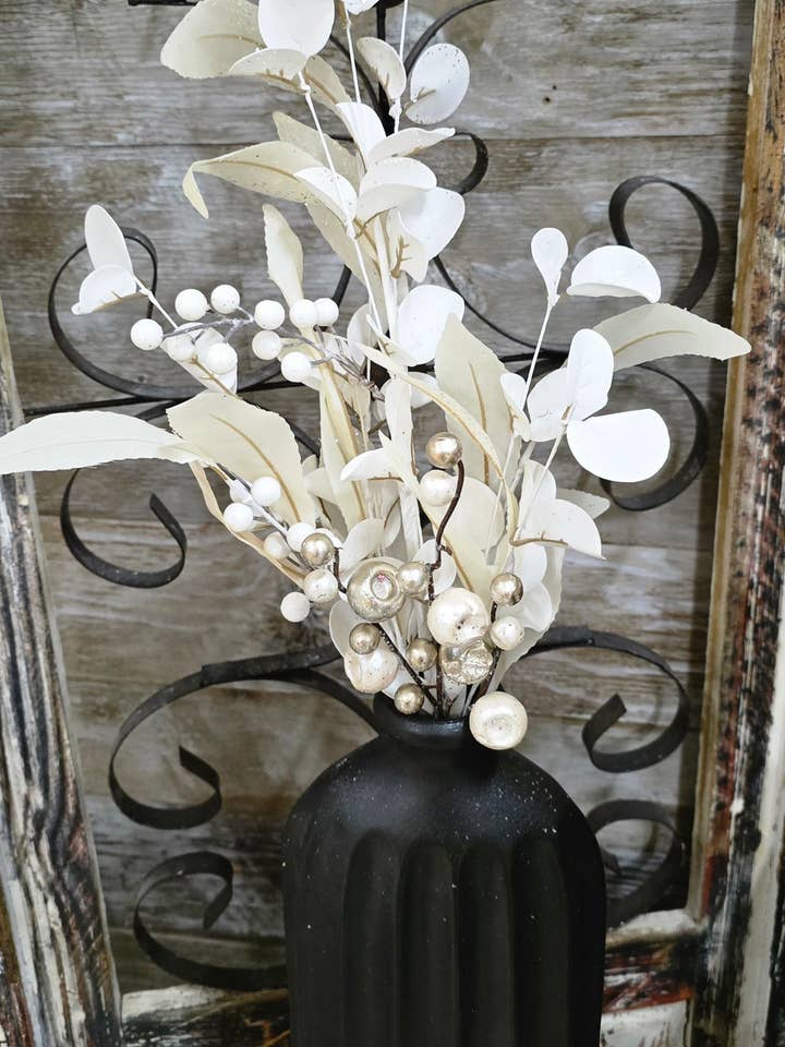 Ivory Eucalyptus Berry Pick for wholesale by Wholesale Home Decor