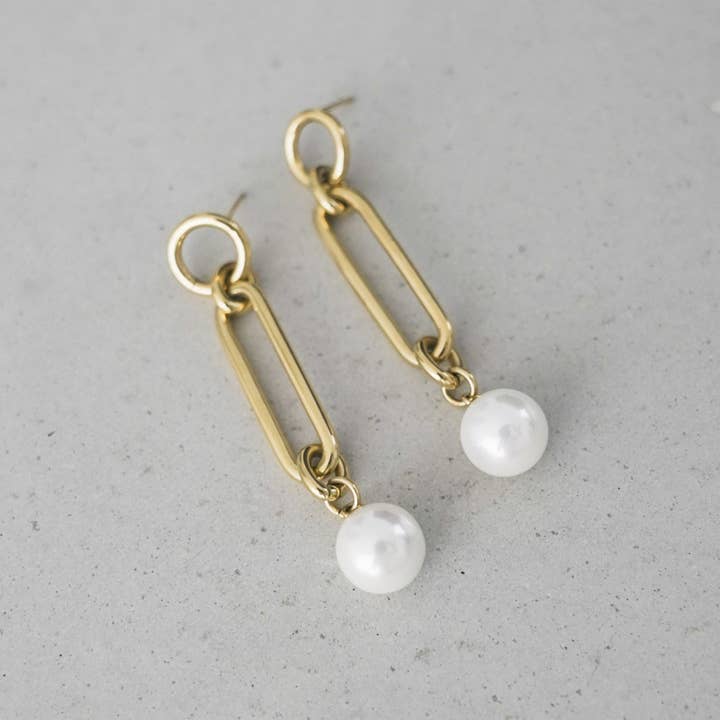 Link Drop Pearl Earrings for wholesale by ILENE & CO.