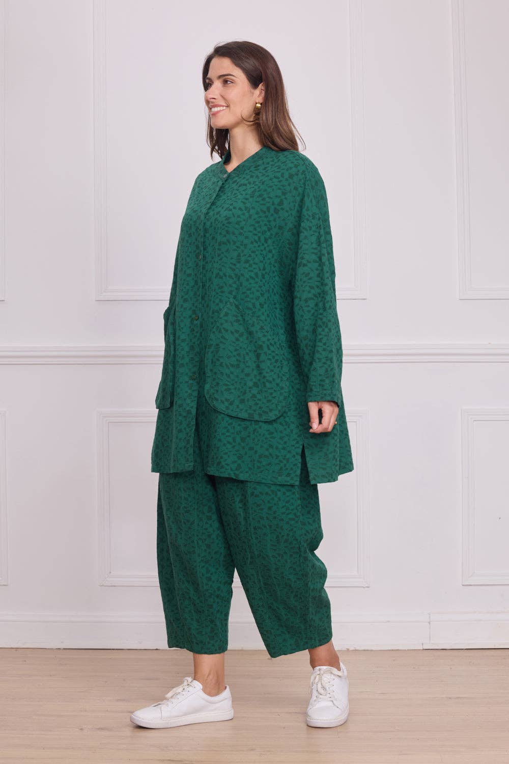 BELLA BLUE - Wholesale Button Down Shirt - Women's - A123-V132 - Chemise2