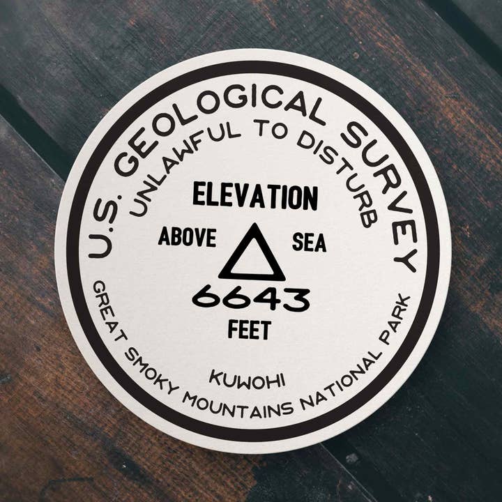 Autocollant du parc national des Great Smoky Mountains | Kuwohi | USGS pour la vente par Albion Mercantile Co.