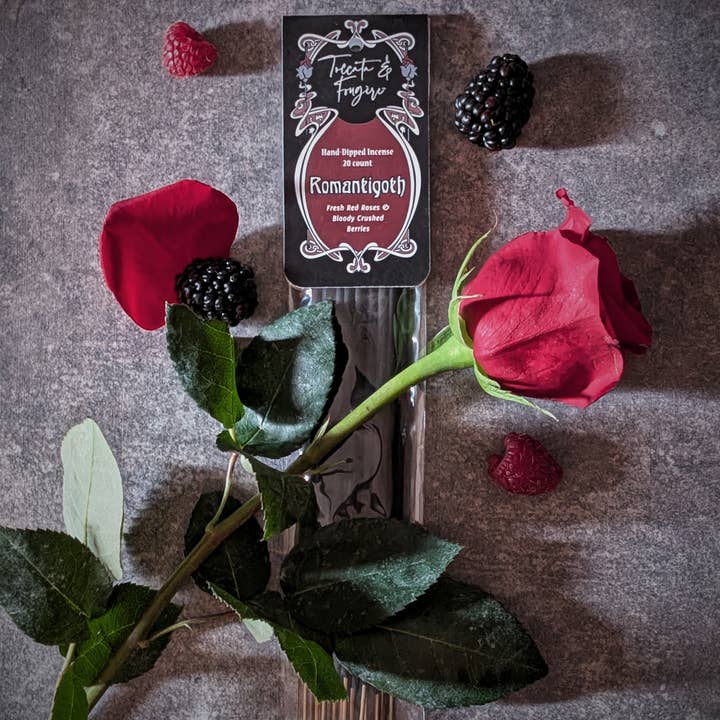 Toccata & Fougère™ Romantigoth Hånddyppet Røgelse for engroshandel hos Toccata & Fougère