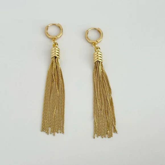 Tramps+Thieves - Wholesale Huggie Earrings - Little Fringe Huggie Hoop Earrings 3