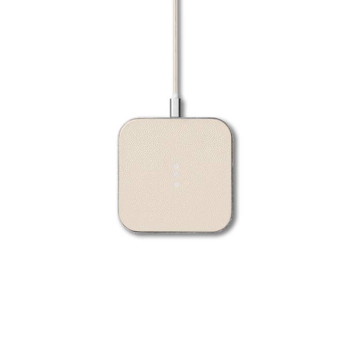 CATCH:1 - Classics Leather Wireless Charger for wholesale by Courant