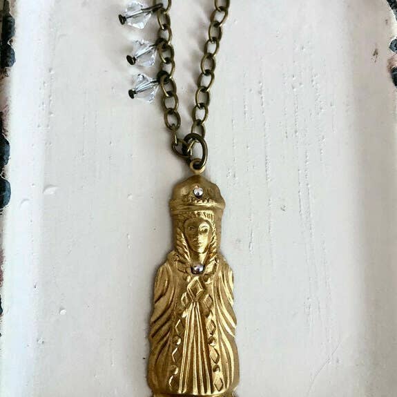 The green antique trunk - Wholesale Pendant/Charm Necklace - King or Queen Chess Piece Necklace Charm3