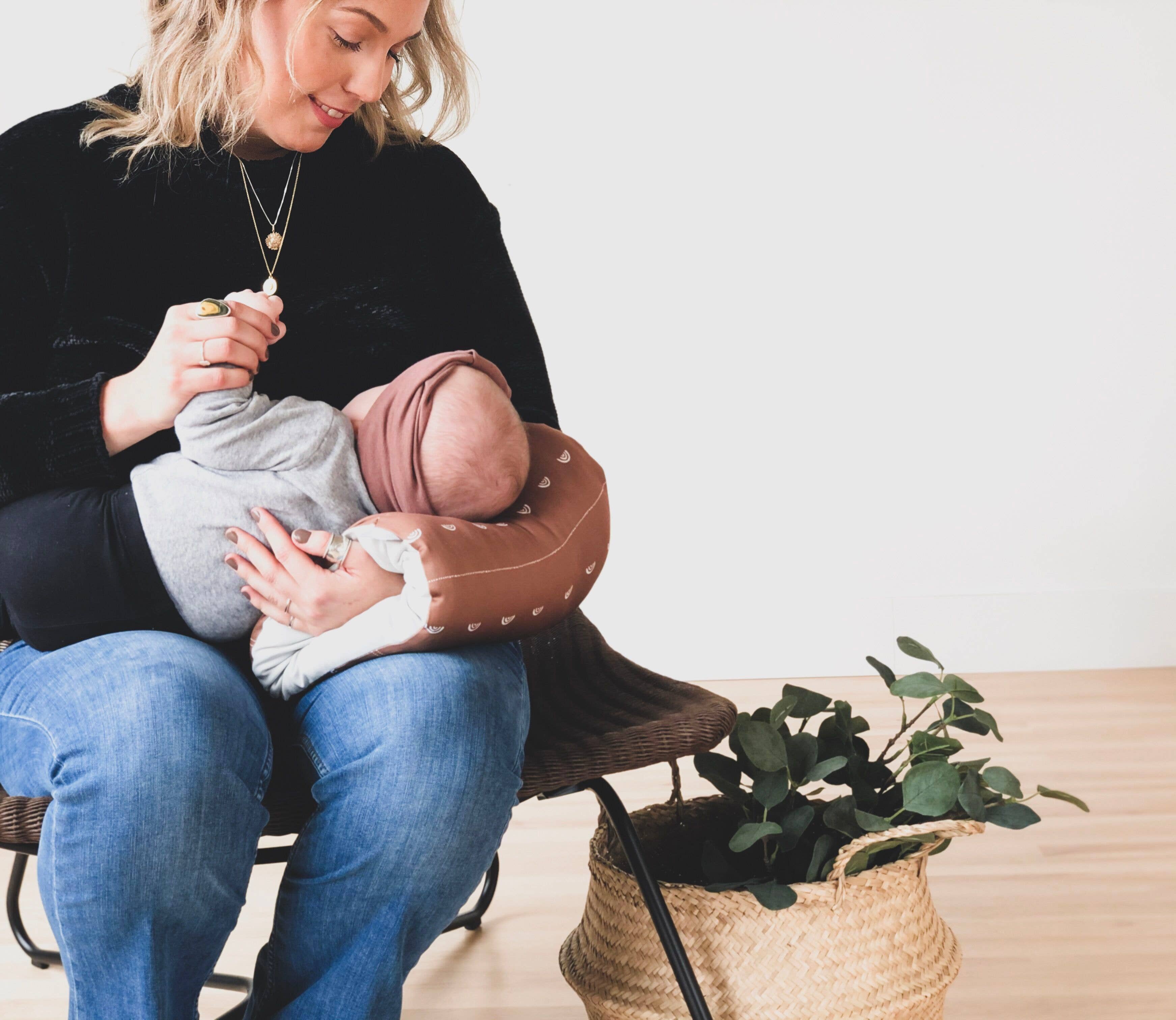 One x Sun Baby - Wholesale Nursing Pillow/Pad - Maternity - Rainbow Print Nursing Pillow2