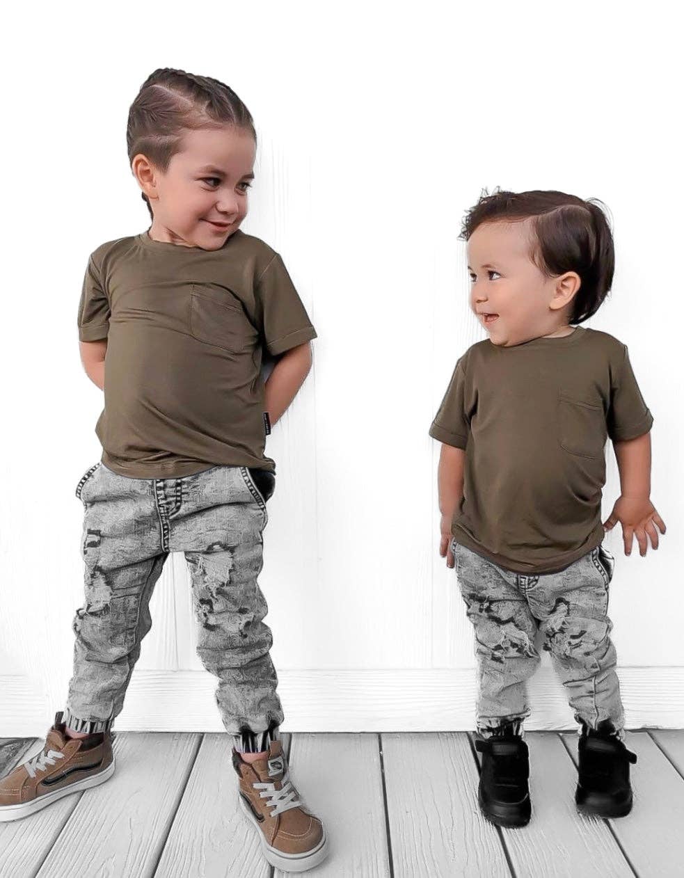 Remi + Rae Co. - Wholesale T-Shirt - Kids - BAMBOO POCKET TEE - PINE6