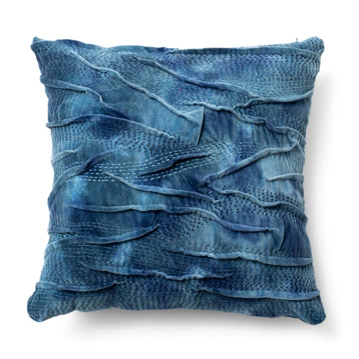 Night Sky Wavy Tuck Velvet Cushion for wholesale by Maison Mieko