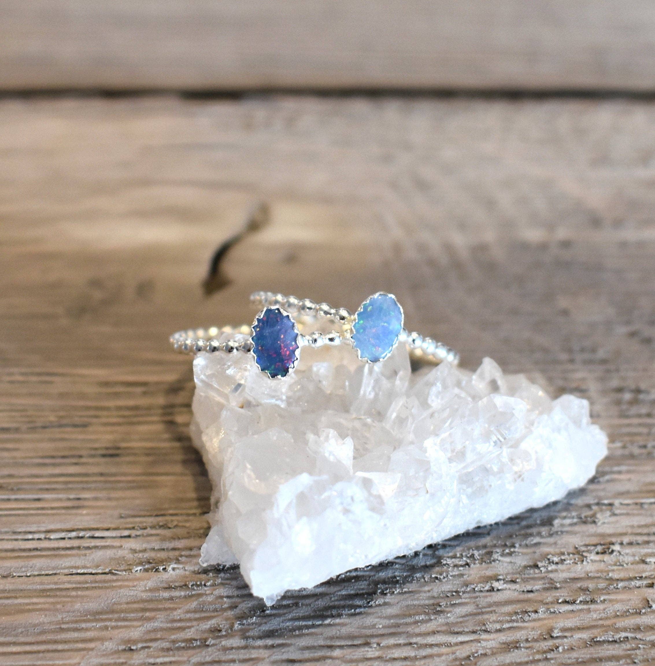 A Wild Violet – Großhandel Einzelstein-/Solitär-Ring – Australischer Opalring1