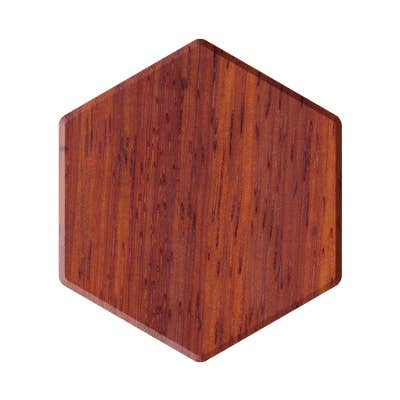 Mini coffre hexagonal - Padauk pour la vente par Elderwood Academy