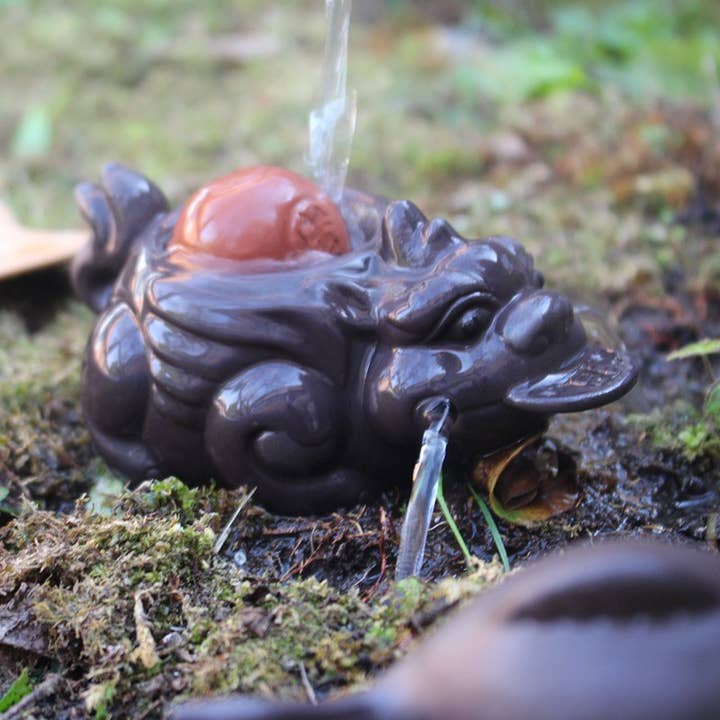 Tea soul - Wholesale Decorative Figurine - Dragon tea figurine with ceramic ball2