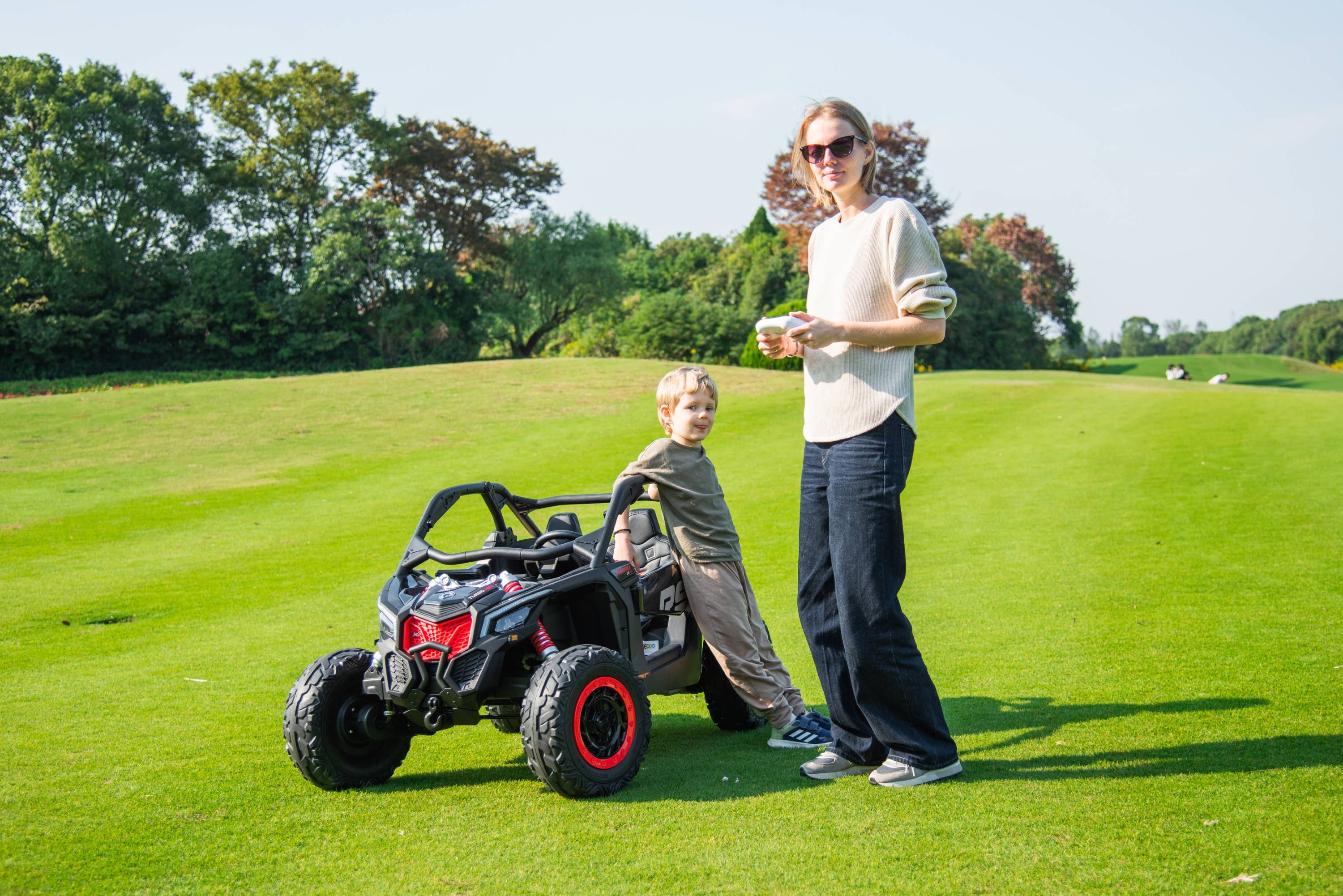 Freddo Toys - Wholesale Toy Car/Truck - Kids - 2x24V 4x4 Can Am Maverick 2 Seater Ride on UTV for Kids27