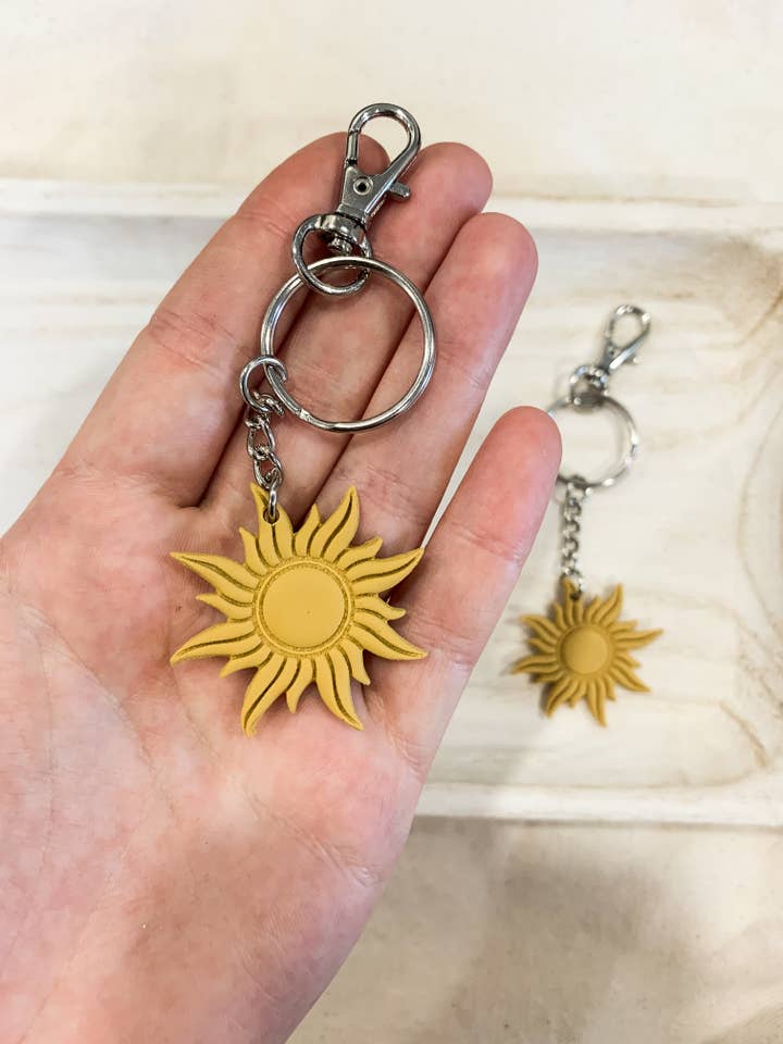 Porte-clés Arch jaune pour la vente par Studio BrightSide