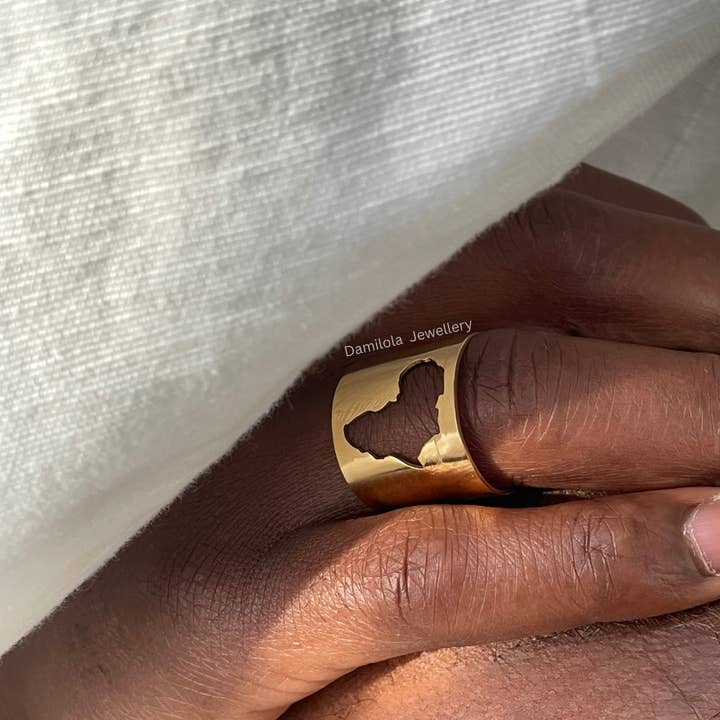 Africa Ring ‘Abiola’ - Silver/Gold for wholesale by Damilola Jewellery