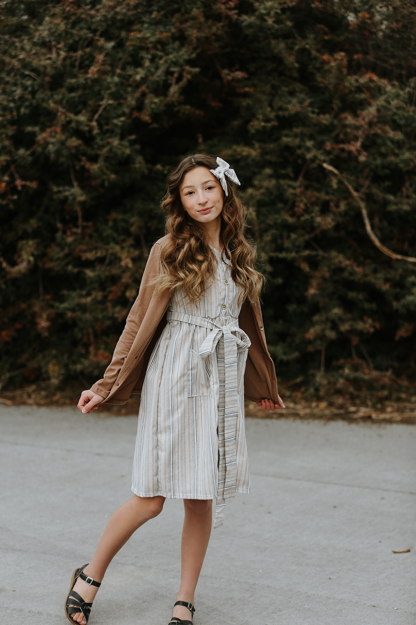 Navy Fields – Engroshandel Kjole - Børn – Jasper Linen Fuld Knap Kjole7