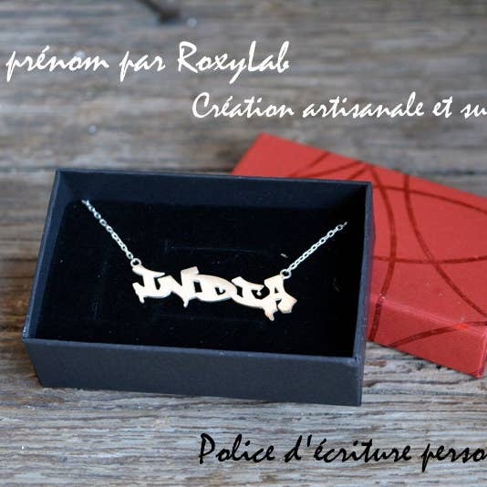 Customizable graffiti lettering pendant for wholesale by RoxyLab