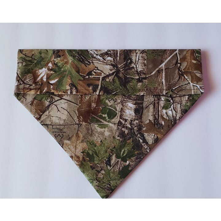 Foresta per la vendita all'ingrosso da parte di The Snazzy Pooch