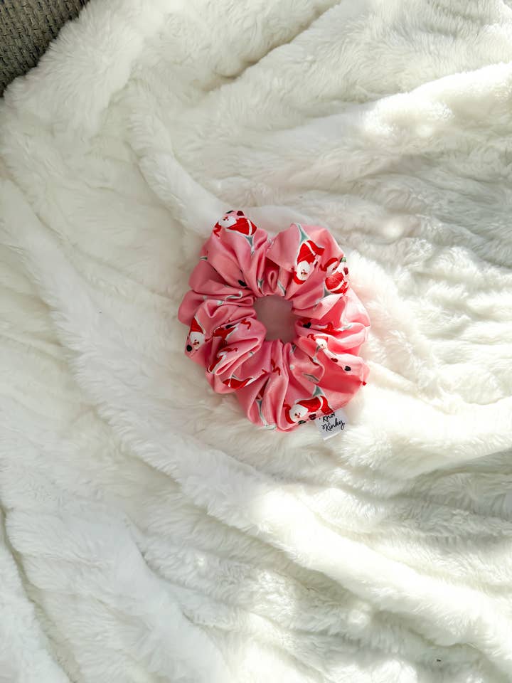 Tini Santa🎅🏼 for wholesale by Knot Kinky HairTies