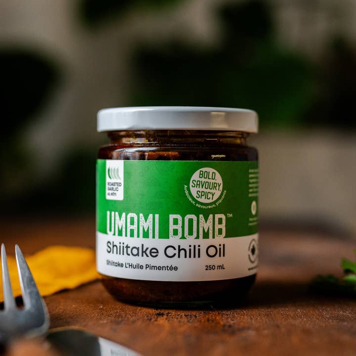 Vumami Foods - Wholesale Hot Sauce - Umami Bomb - Roasted Garlic2