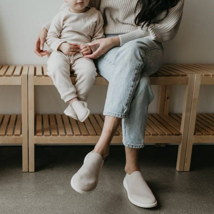 Adult Voyageur Sparrow for wholesale by Heyfolks