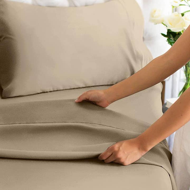 CGK Unlimited - Wholesale Sheet Set - Cotton 1000 Thread Count 4 Piece Sheet Set8