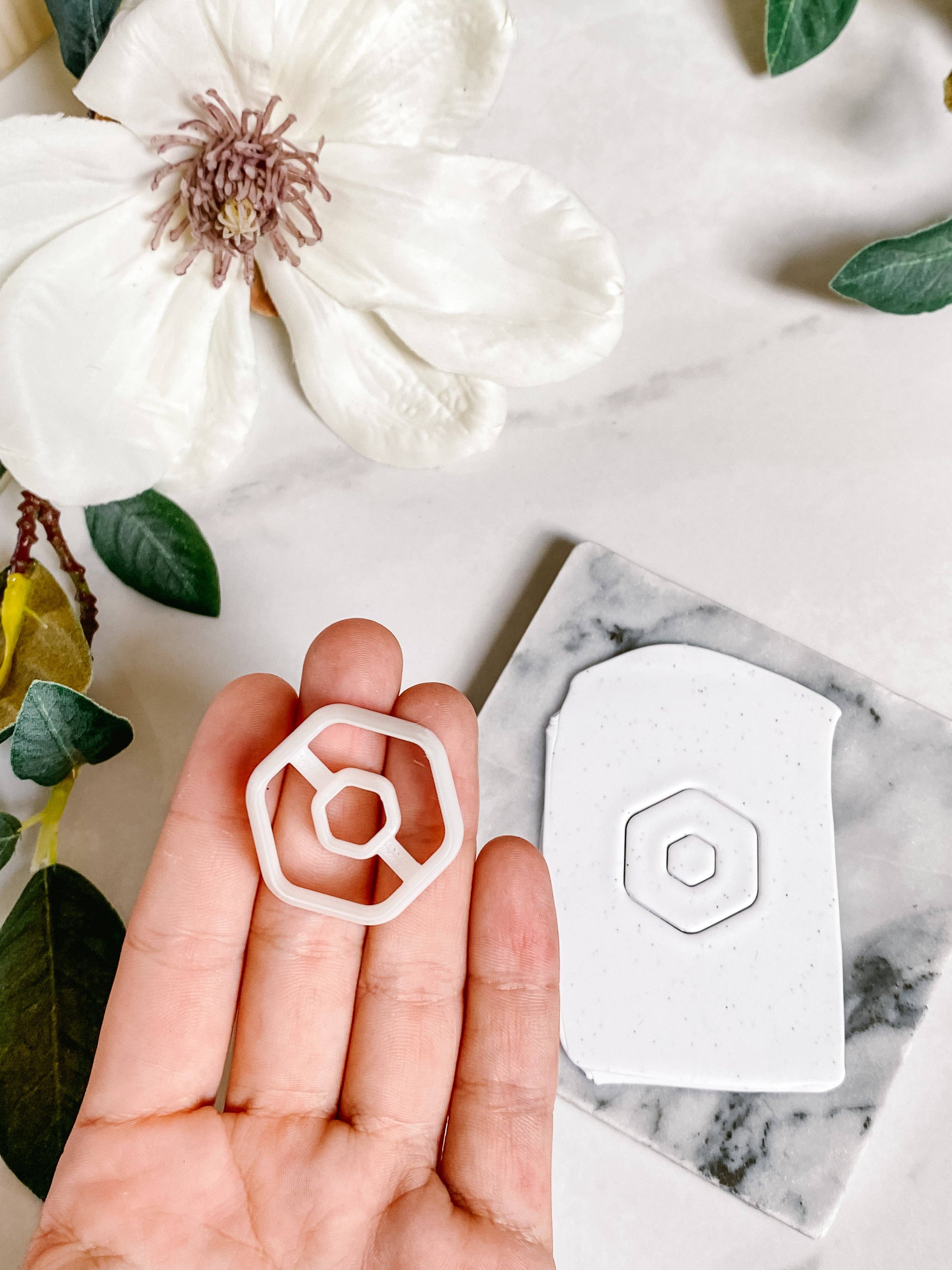 Tera Clay – Großhandel Bastelwerkzeug – Sechseckiger Donut-Ausstecher aus Fimo0