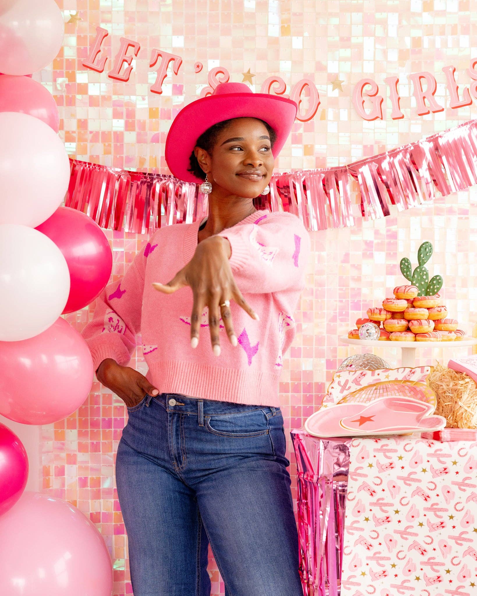 My Mind’s Eye - Wholesale Party Sign/Banner - CWG1002 - Let's Go Girls Banner Set5