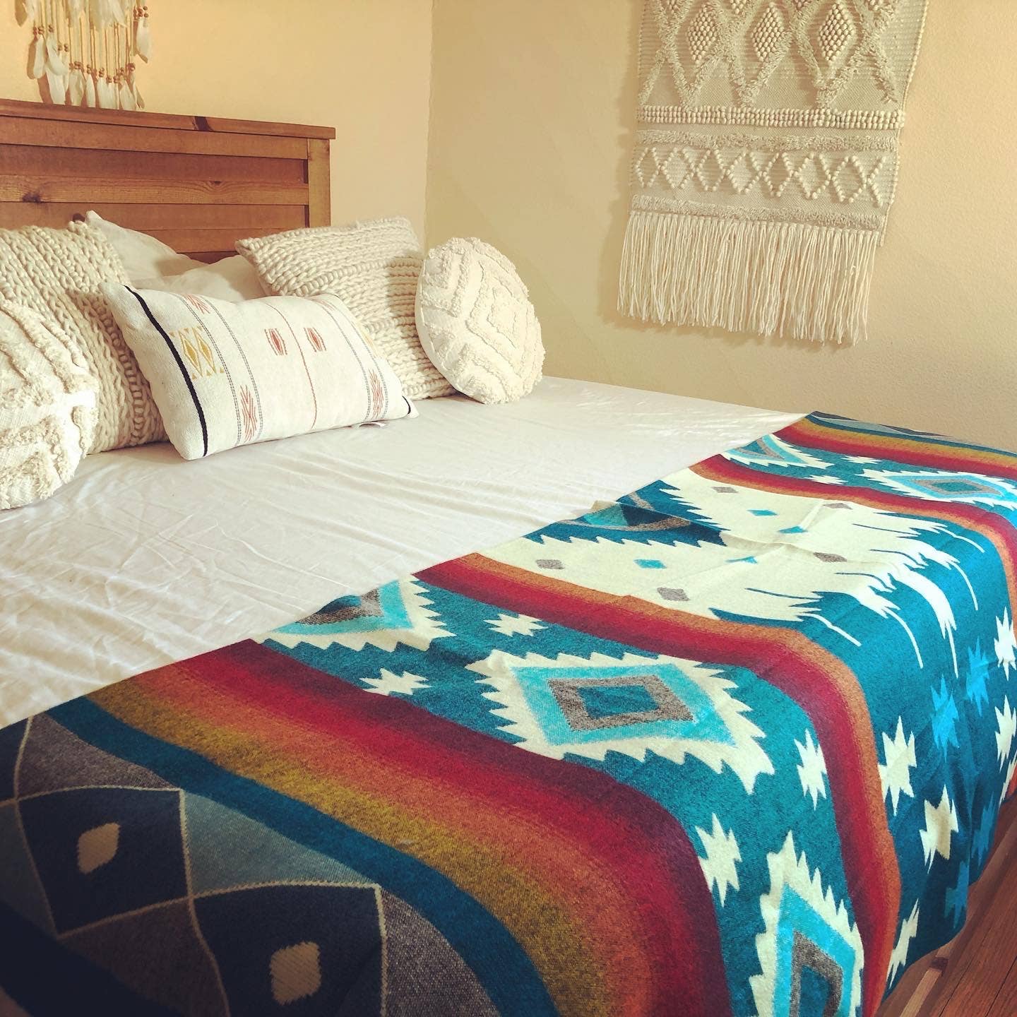 Alpaca market - Wholesale Bedding Blanket - Alpaca Blanket native style wholesale case1