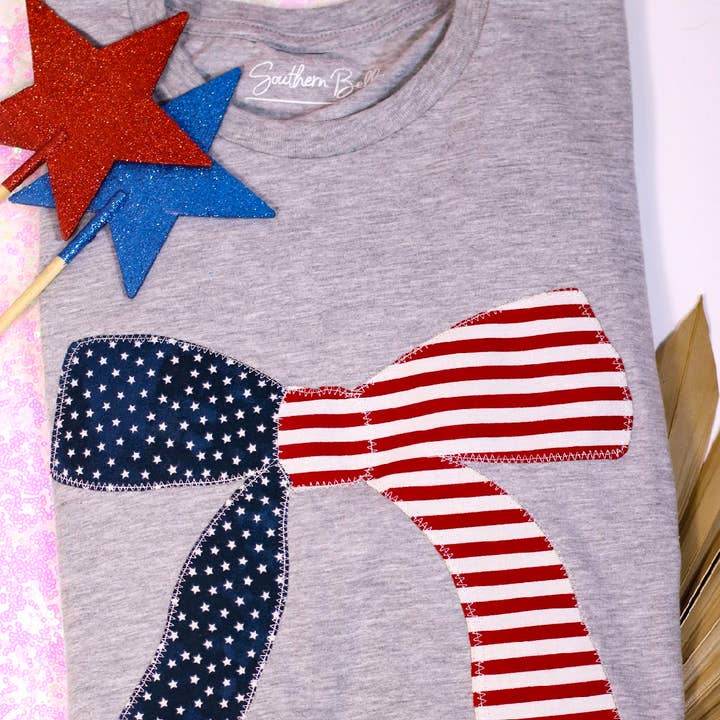 Drapeau USA Patriotic 4th of July à manches courtes pour la vente par Shop Southern Belle