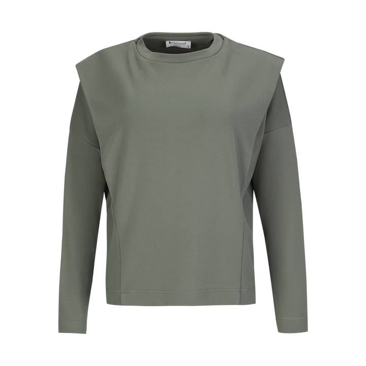 Pull à épaules pour la vente par B Simple