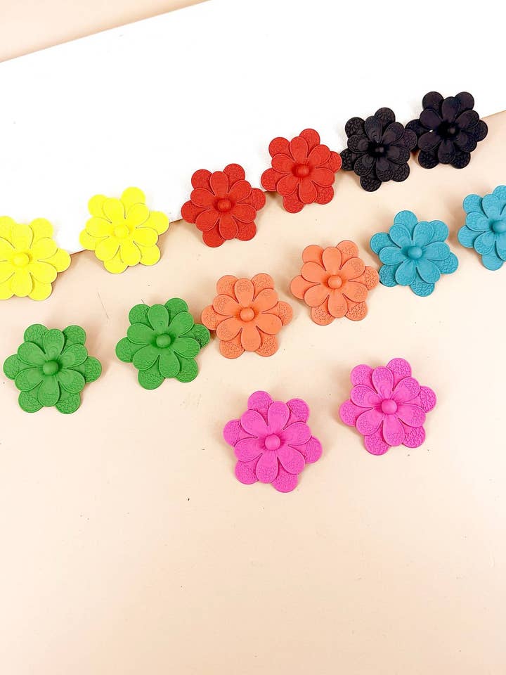 Set di 12 paia - Orecchini "Flower Power" in acrilico opaco per la vendita all'ingrosso da parte di D Bijoux