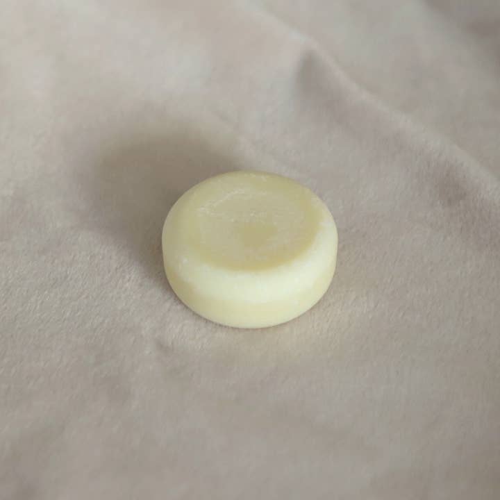 Oat & Thistle - Wholesale Solid lotion - Nude Mini Lotion Bar | Argyll, Scotland | Sustainable1