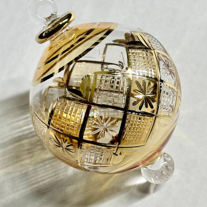 Arabazaar Gallery LLC - Wholesale Ornament - Large Crystal Globe w/ Hand Painted Geometric Design - Egyptian Hand Blown Glass Ornament6