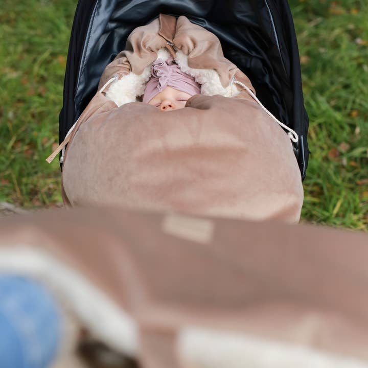 BABYLY – Großhandel Kinderwagenabdeckung/-zubehör – Baby – Wasserdichter Fußsack aus Samt für Kinderwagen — 4 Farben/ 2 Größen