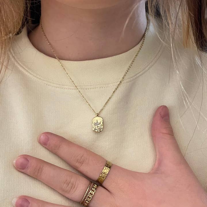 Adjustable Steel Necklace, Rhinestone Engraved Star Pendant Chain for wholesale by Bijoux 7bis