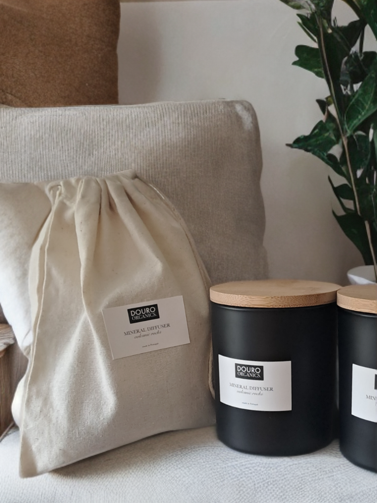 Ana Barroso Porto - Wholesale Reed Diffuser - Luxurious Mineral Diffuser -  Volcanic Rocks8