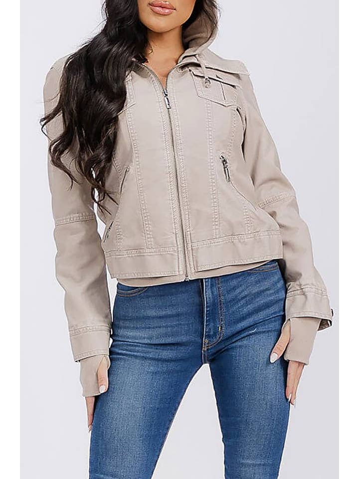 ROUSSEAU - Vendita all'ingrosso Giacca in pelle - Donna - GIACCA IN PELLE SINTETICA PU CON CAPPUCCIO REMOVIBILE E TASCHE CON ZIP10