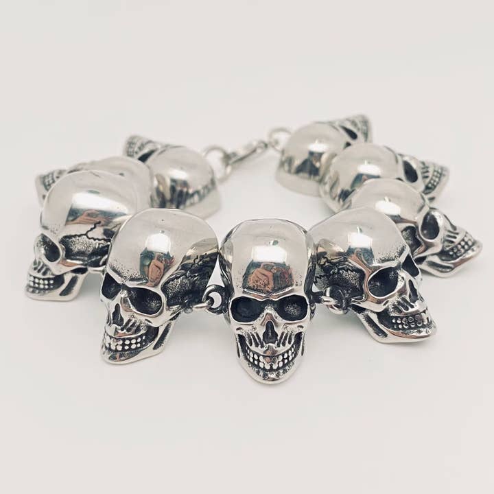 Bracelet tête de mort en acier inoxydable pour homme - MJ/BC pour la vente par Mio Queena