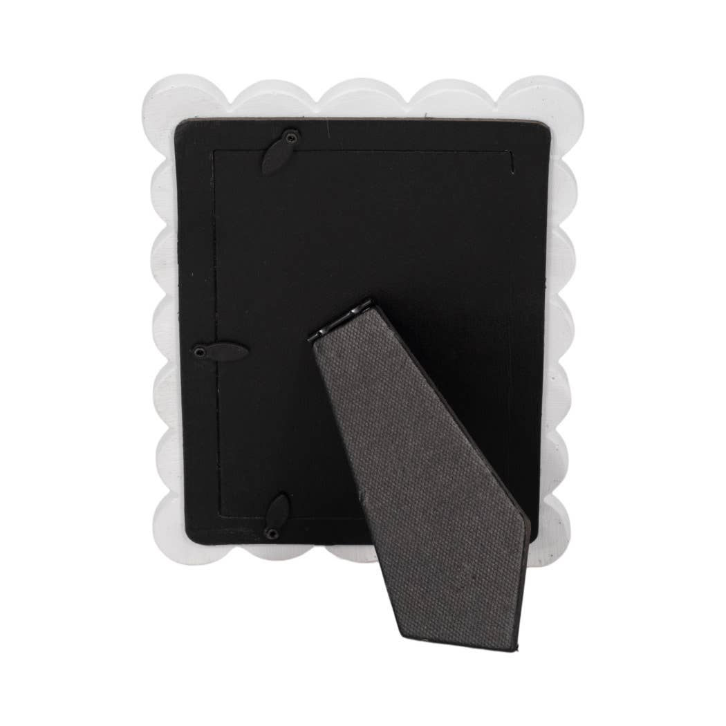 White Photo Frame - Resin with Decorative Scalloped Edge for wholesale on Faire9