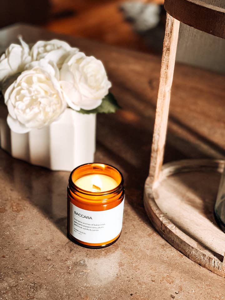 Bougie de soja artisanale - Lavande, genévrier, vétiver, ylang pour la vente par Tomey & Rod