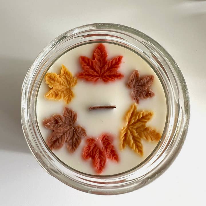 INZ Aragón S.Coop. Pequeña - Wholesale Jar/Filled Candle - Autumn Forest Candle - Petrichor, orange, cinnamon, and woods1