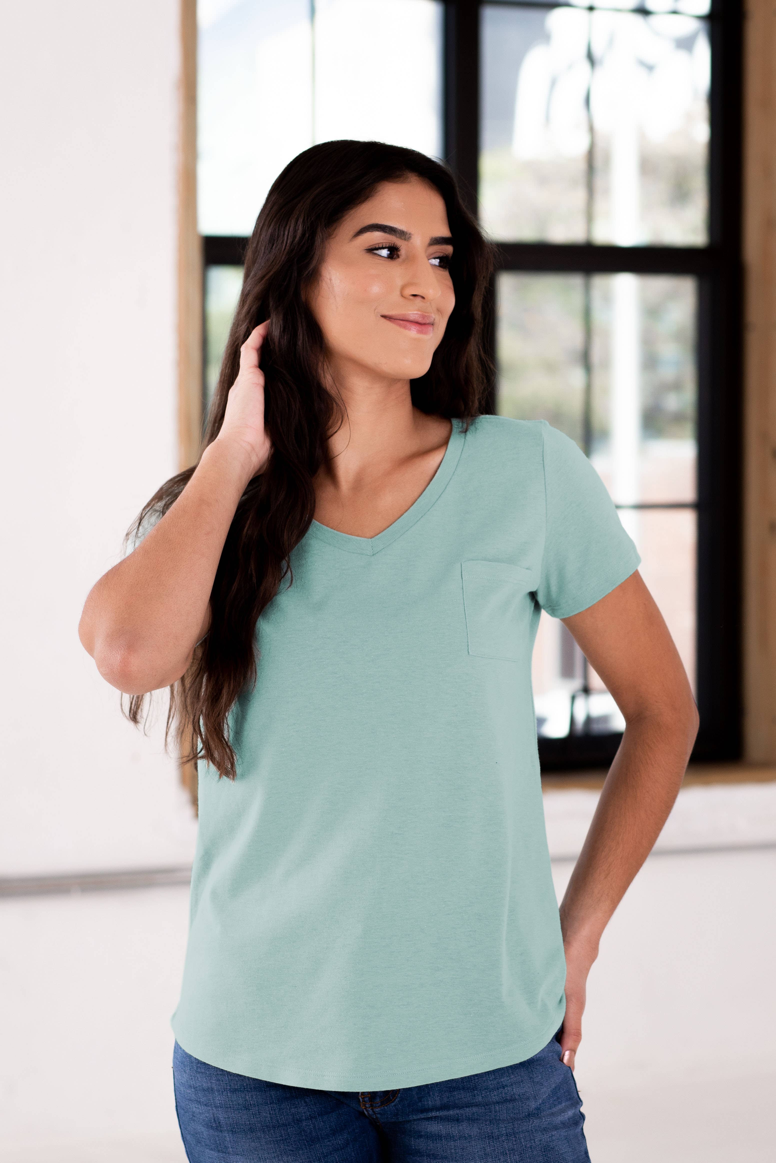 GOEX Apparel - Wholesale T-Shirt - Women's - Ladies Drop Hem V-Neck Pocket Tee3